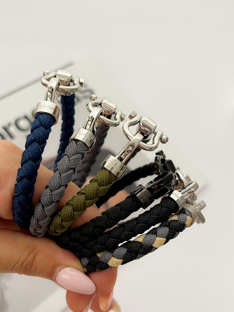 دستبند کنفی امگا